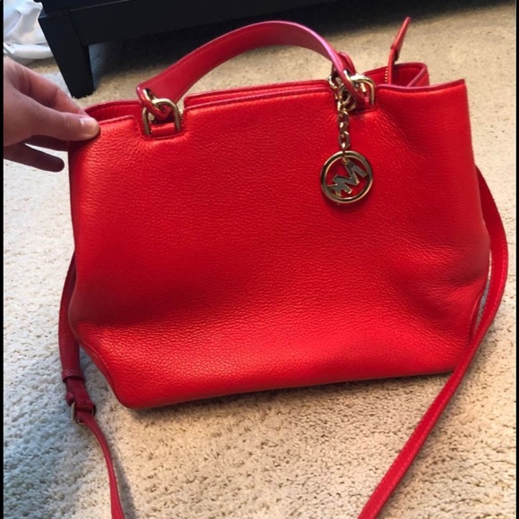 Michael Kors purse - Picture 1 of 5